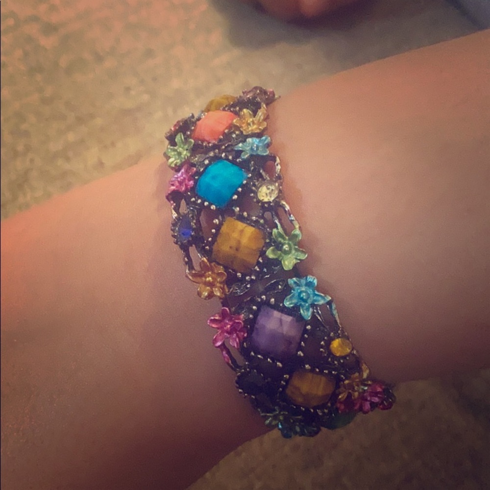 Colorful metal bracelet